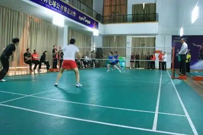 也展现了中 也展现了中